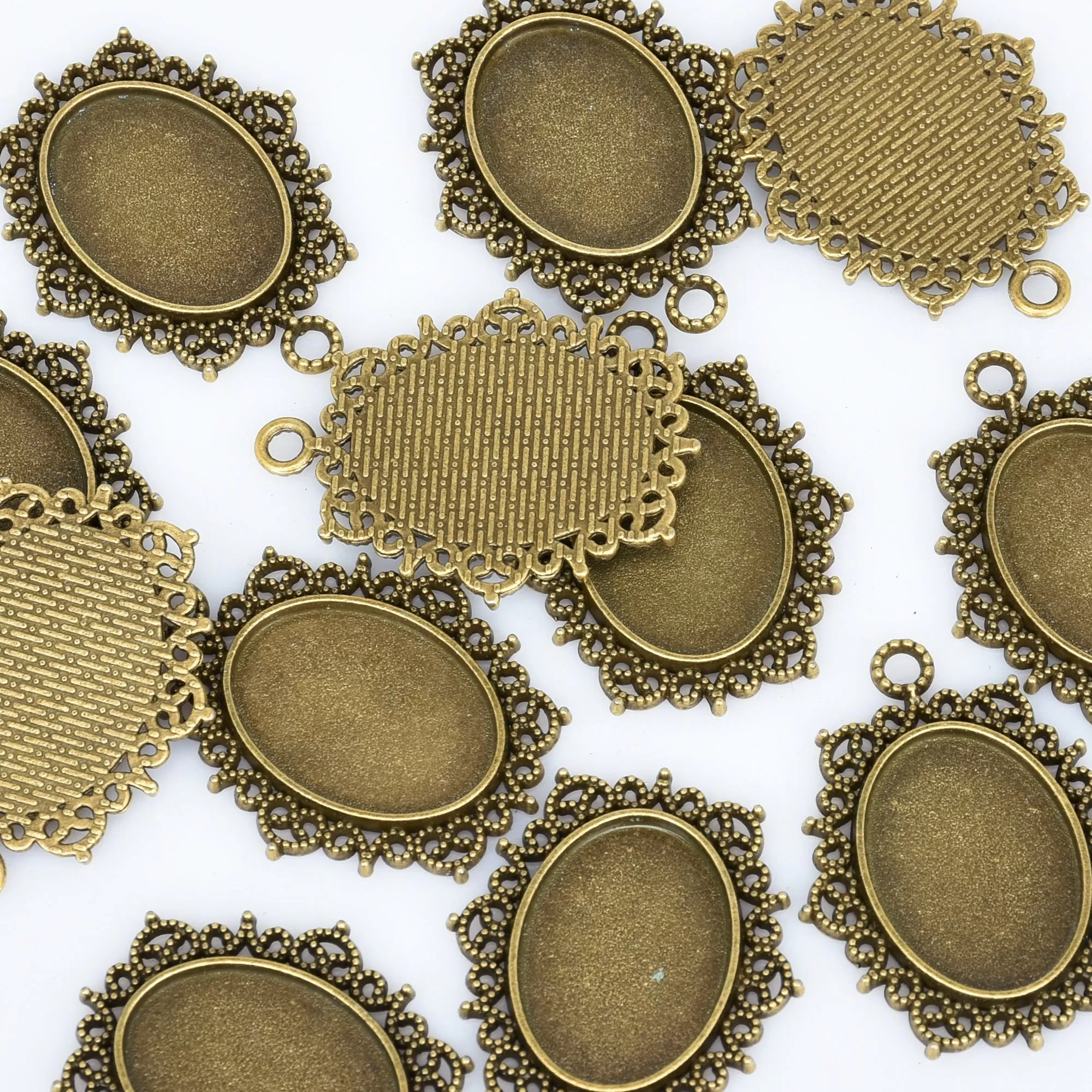 18x25mm Alloy Retro Oval Pendant Trays Cabochons Setting Tray Vintage Oval Blank Bezel Jewelry Findings 10pcs 102930