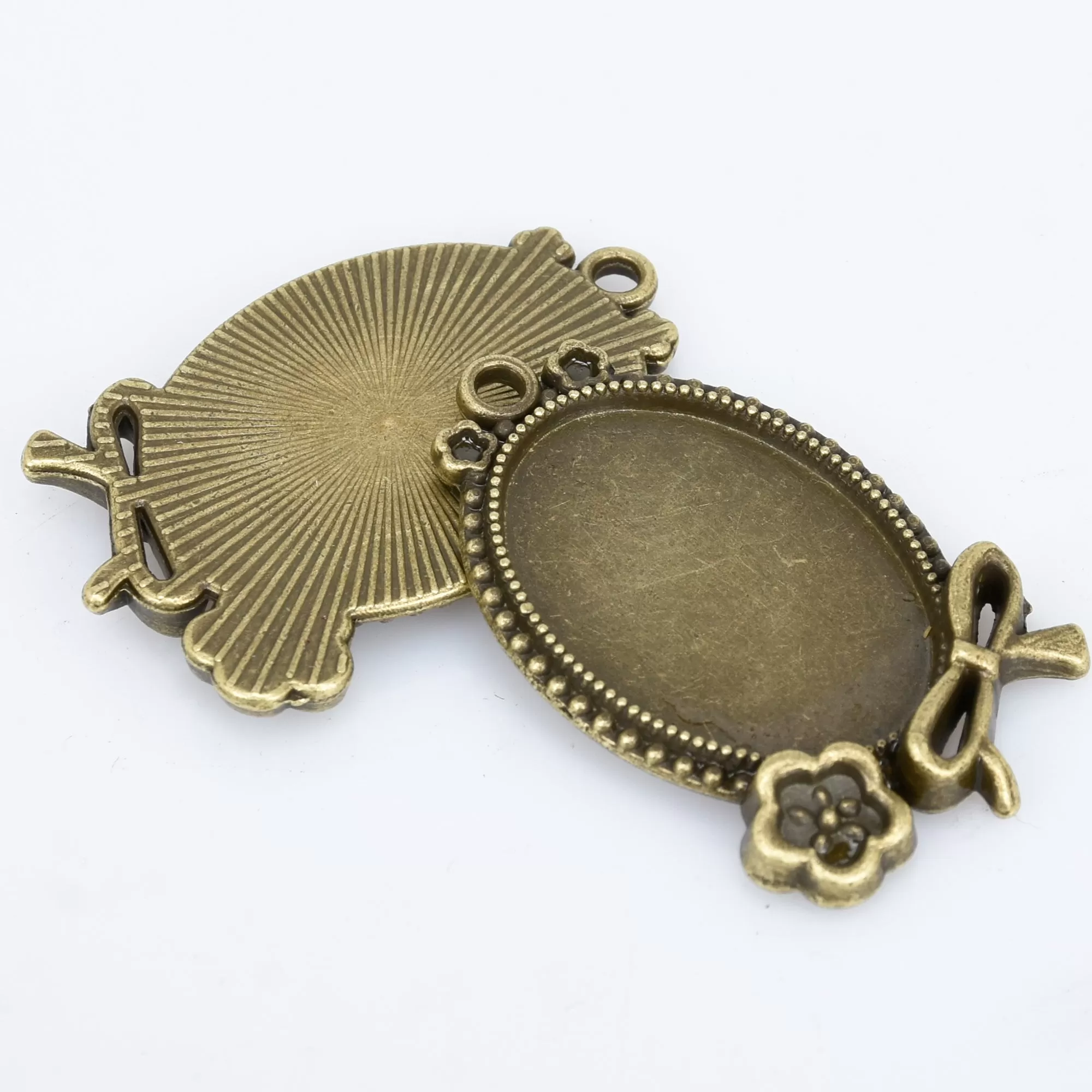 18x25mm Alloy Retro Oval Pendant Trays Cabochons Setting Tray Vintage Oval Blank Bezel Jewelry Findings 10pcs 102930