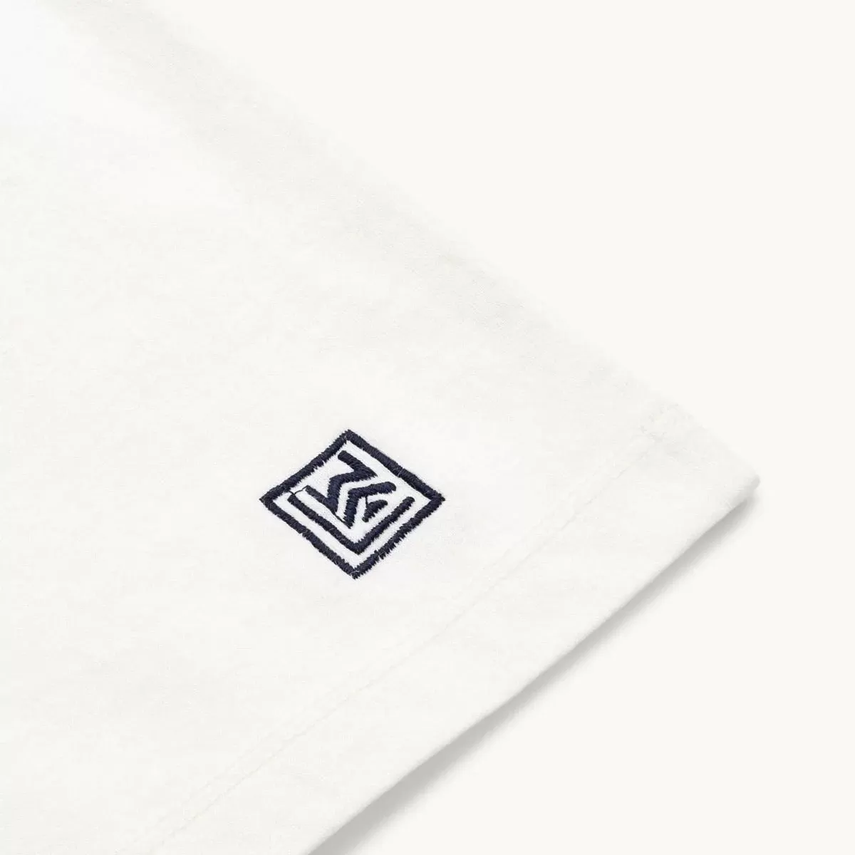 Apia Shortsleeve Tee - Crisp white