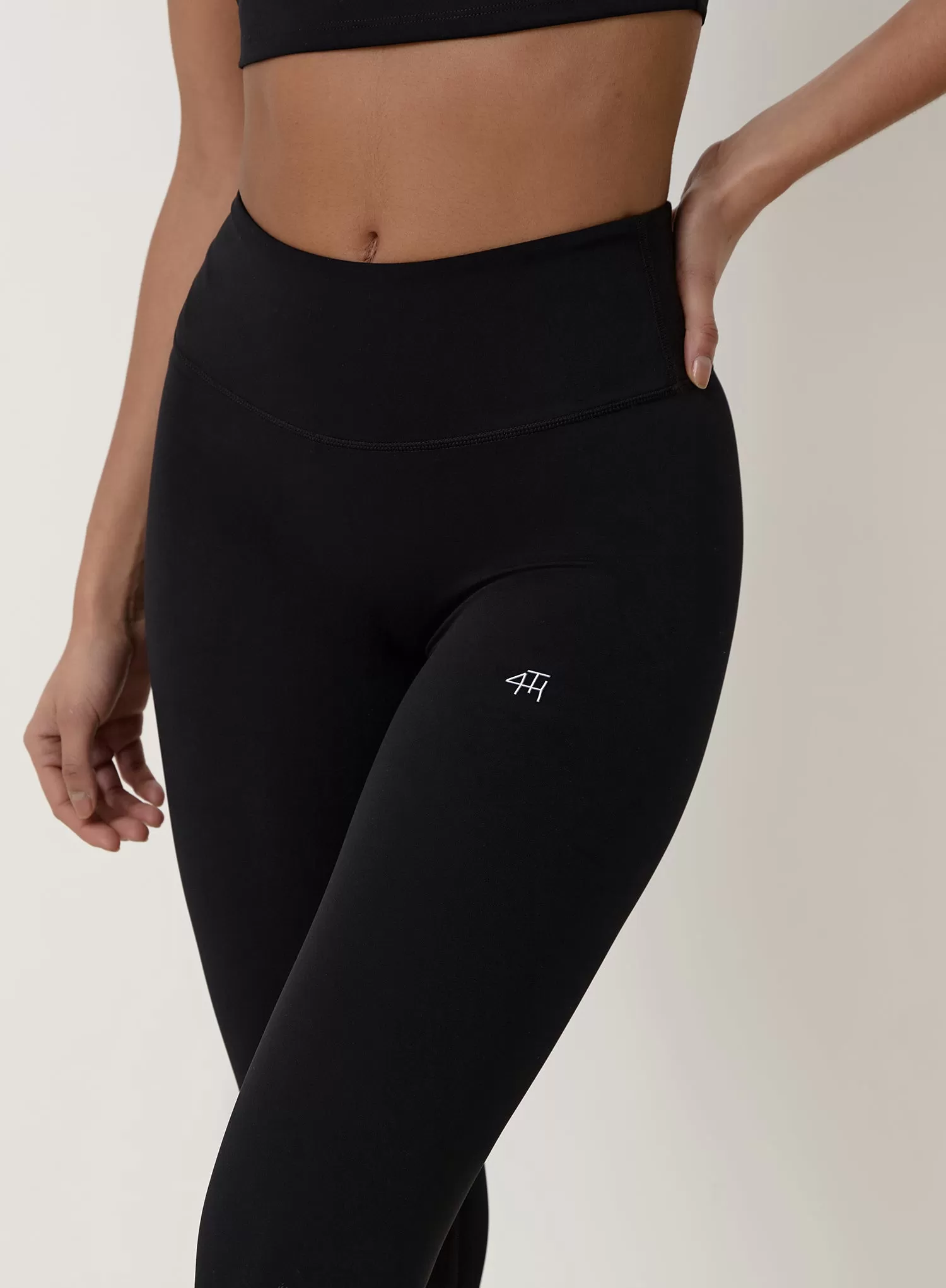 Black Fourth High Waisted Legging – Elessia