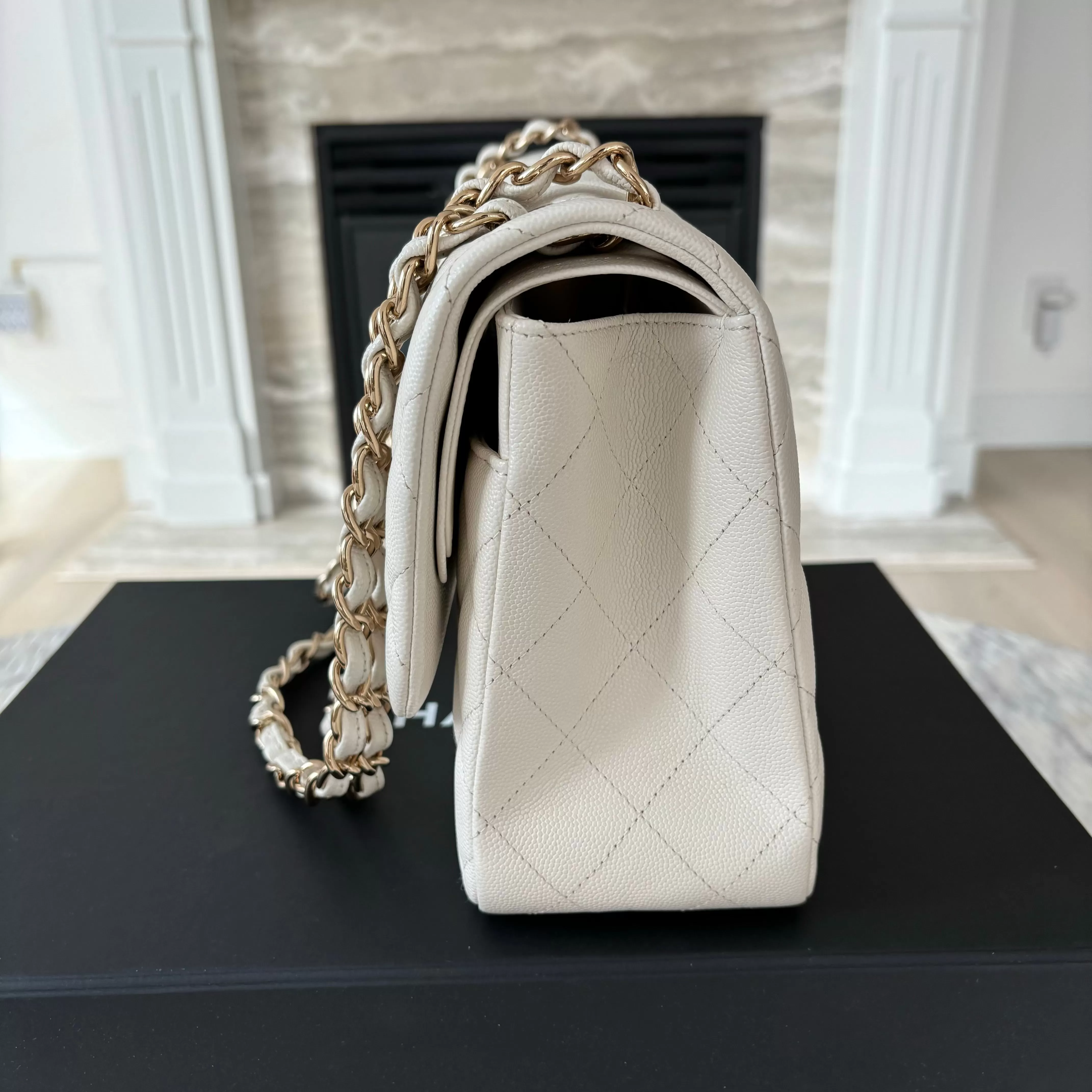 Chanel Classic Flap Bag Jumbo