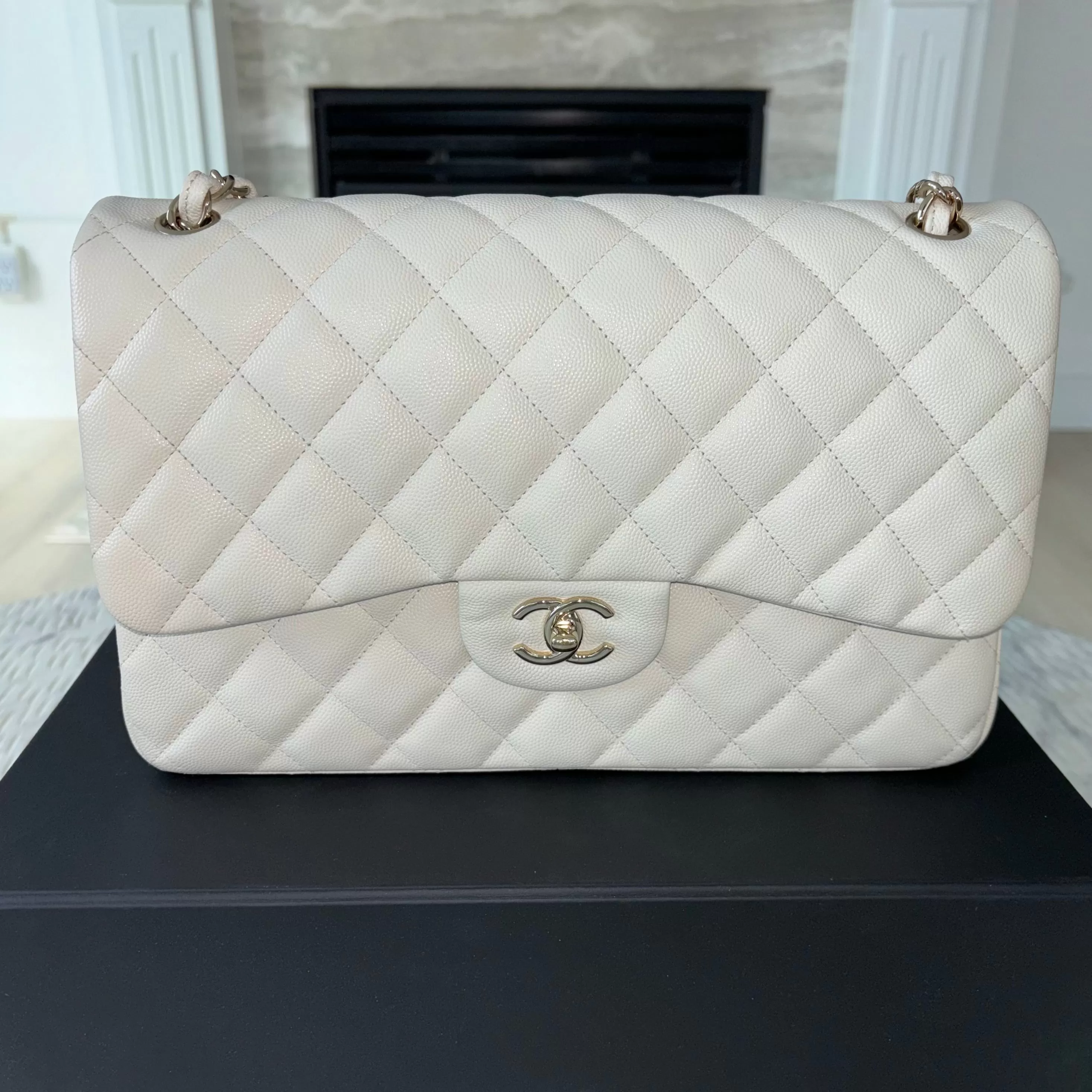 Chanel Classic Flap Bag Jumbo