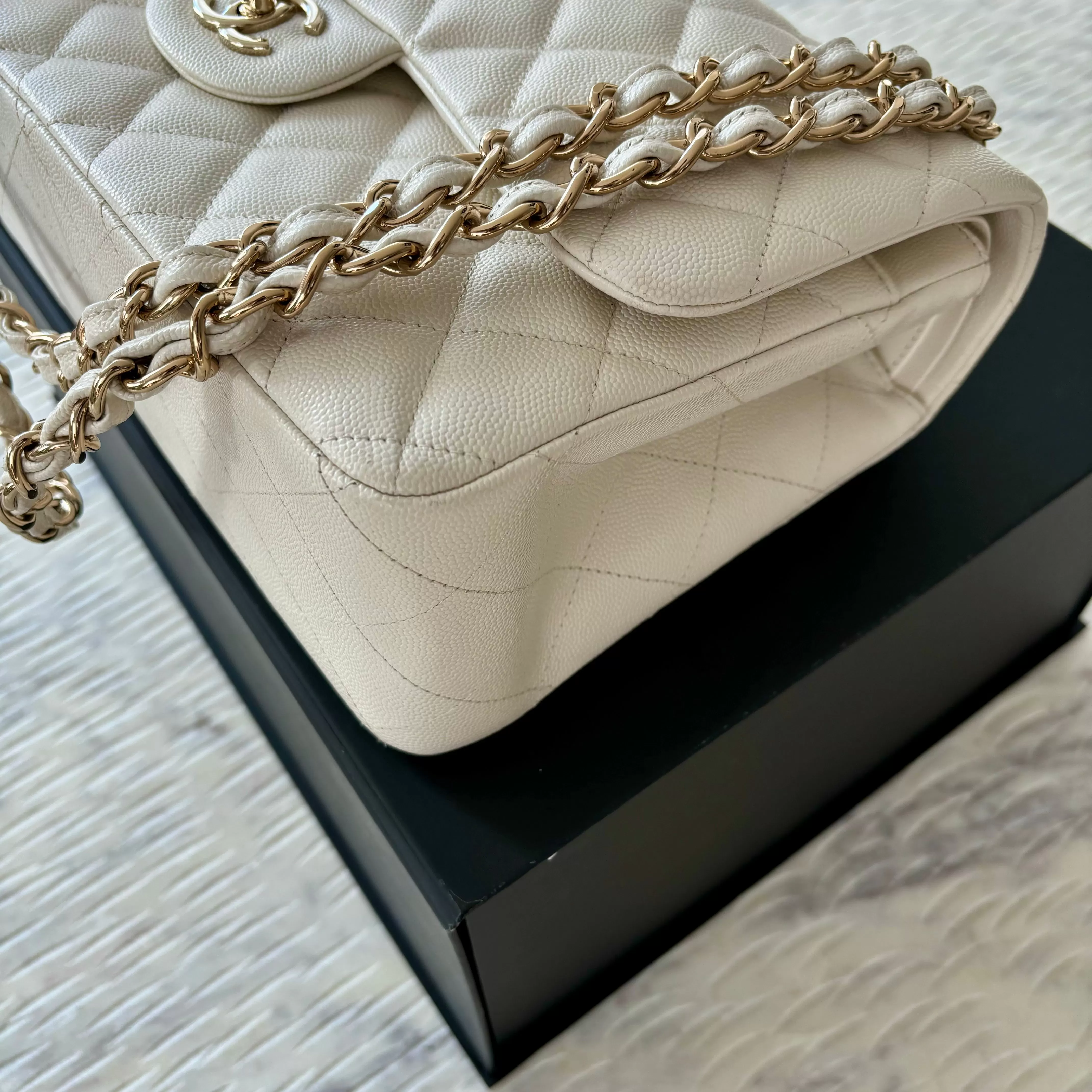 Chanel Classic Flap Bag Jumbo