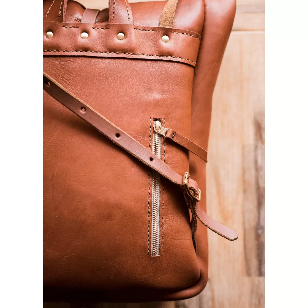 Classic Leather Noah Backpack - Hazelnut