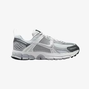 gradeschool nike zoom vomero 5 (pure platinum/metallic silver)