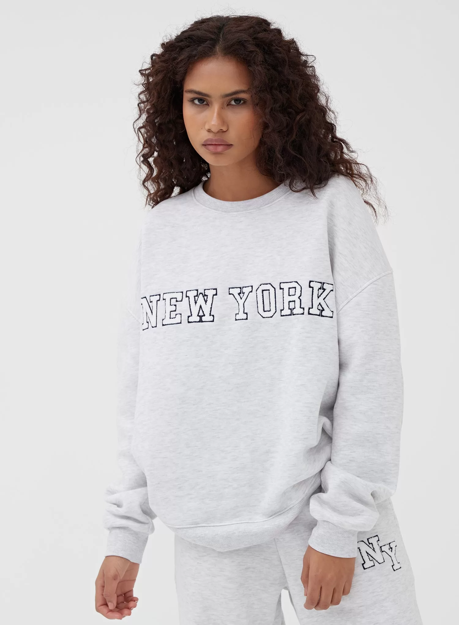 Grey New York Oversized Sweatshirt – Savannah