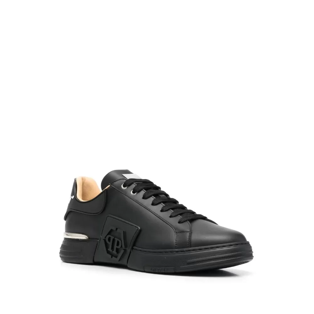 Lo-Top Hexagon Sneakers