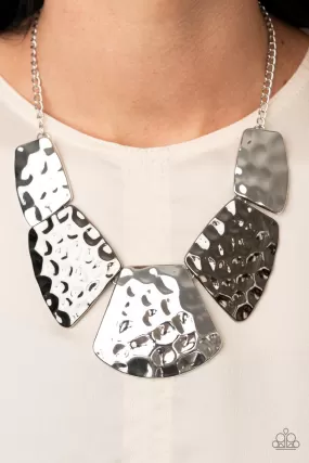 Paparazzi Accessories - HAUTE Plates - Silver Necklace