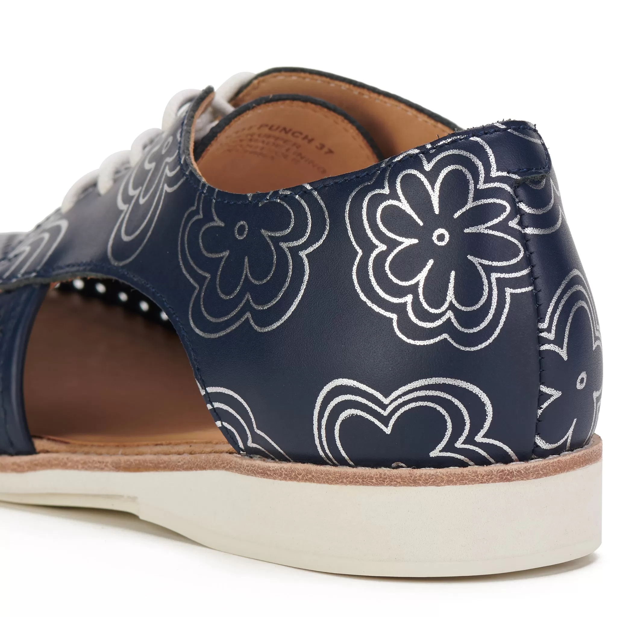 Sidecut Punch Navy Daisies